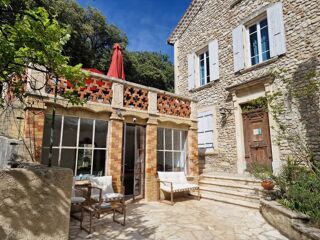  Propriété/château à vendre 300 m²