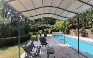  Propriété/château à vendre 1086 m²