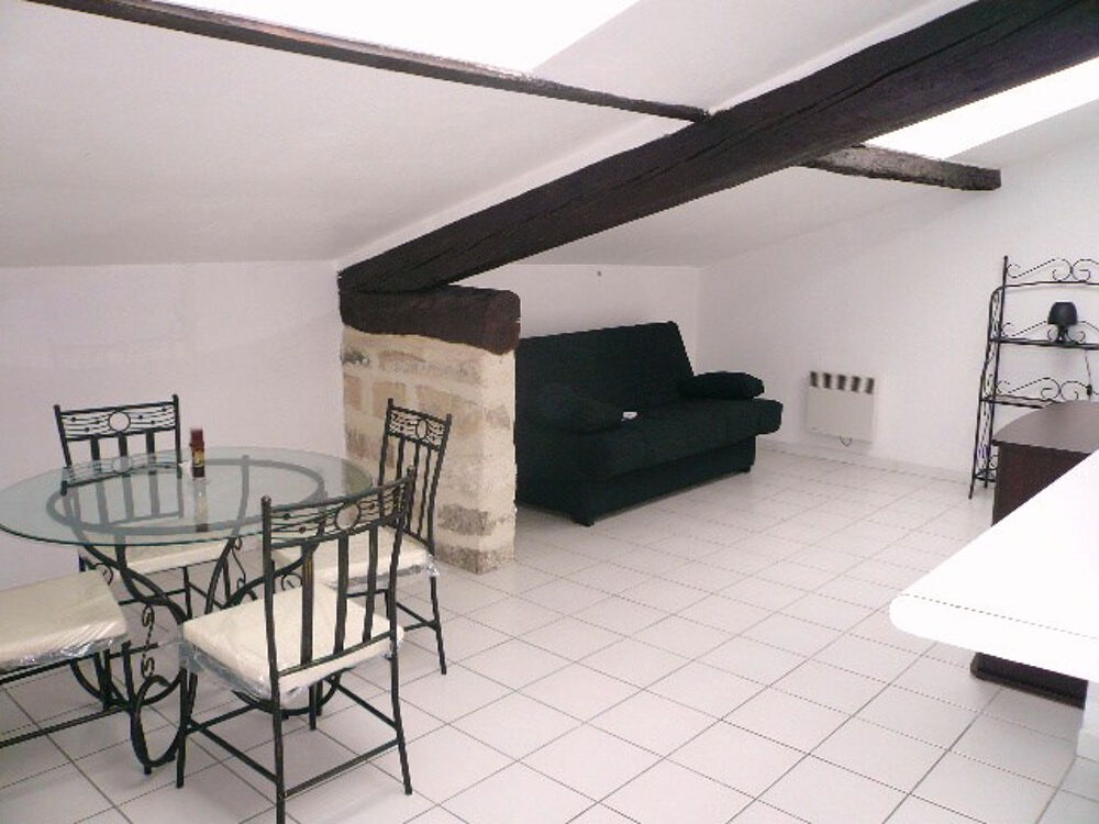 Location Appartement Studio meublé Avignon IM proche les Halles Avignon