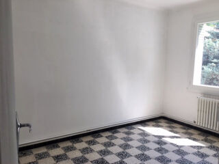  Appartement à louer 3 pièces 64 m²