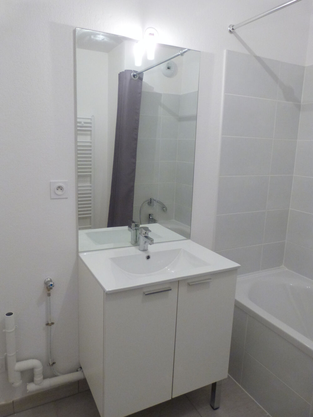 Appartement T3 AVIGNON avec 2 place de parking et extérieur