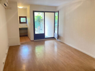  Appartement à louer 1 pièce 30 m²