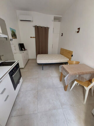  Appartement à louer 1 pièce 18 m²