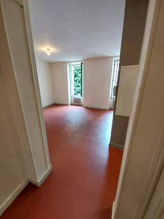  Appartement à louer 3 pièces 60 m²