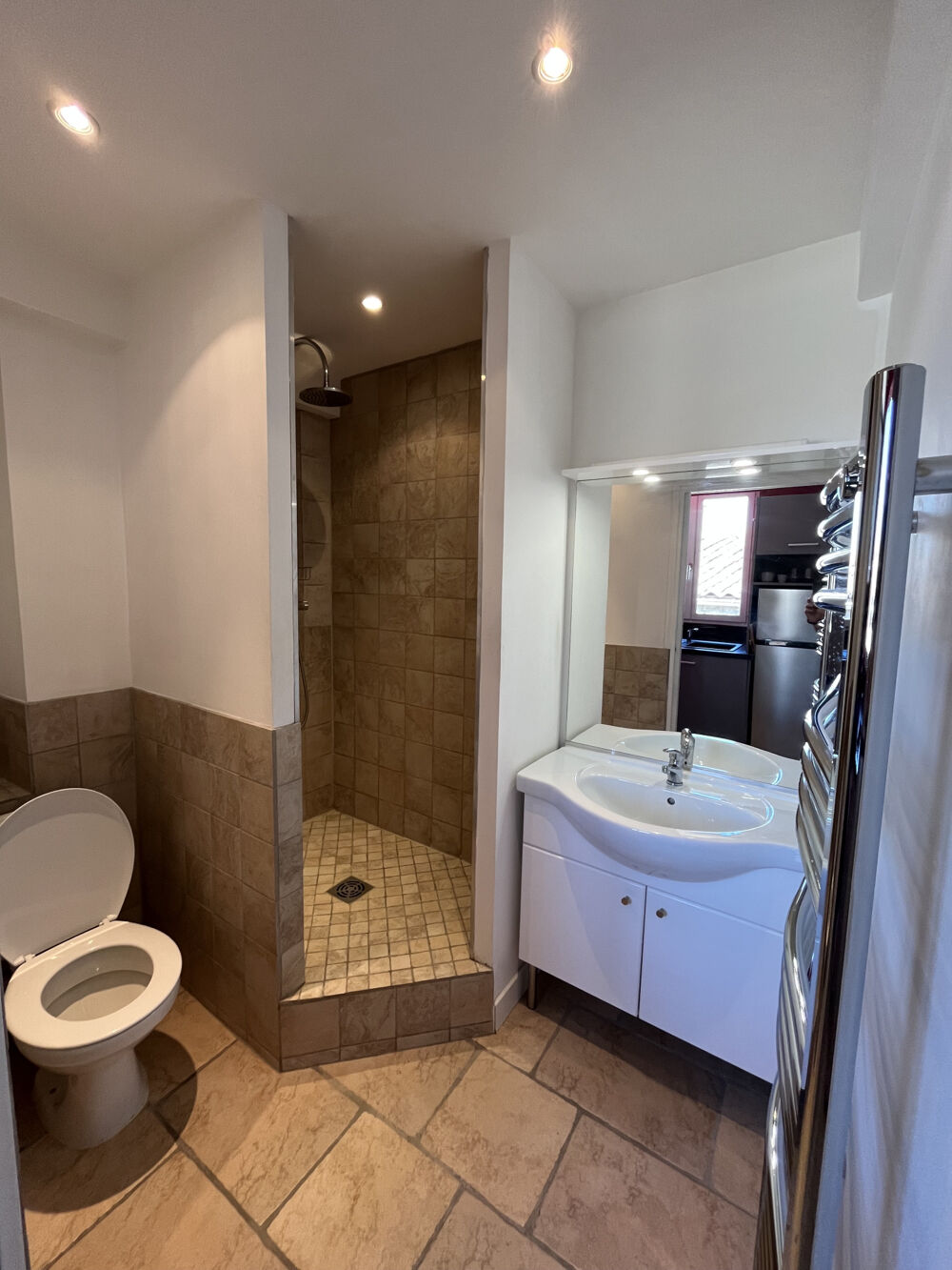 Studio étudiant AVIGNON IM 27m2