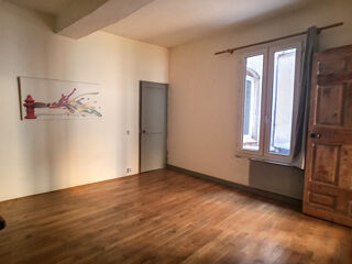  Appartement à louer 2 pièces 69 m²
