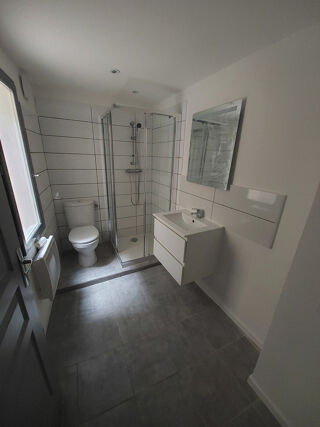  Appartement à louer 1 pièce 27 m²