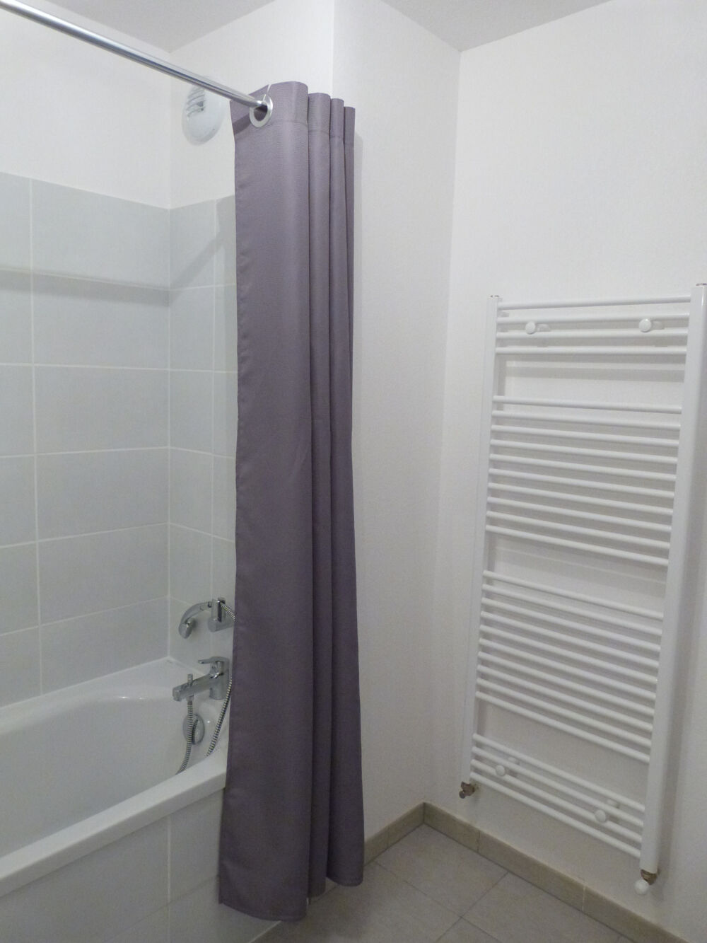 Location Appartement Appartement T3 AVIGNON avec 2 place de parking et extérieur Avignon