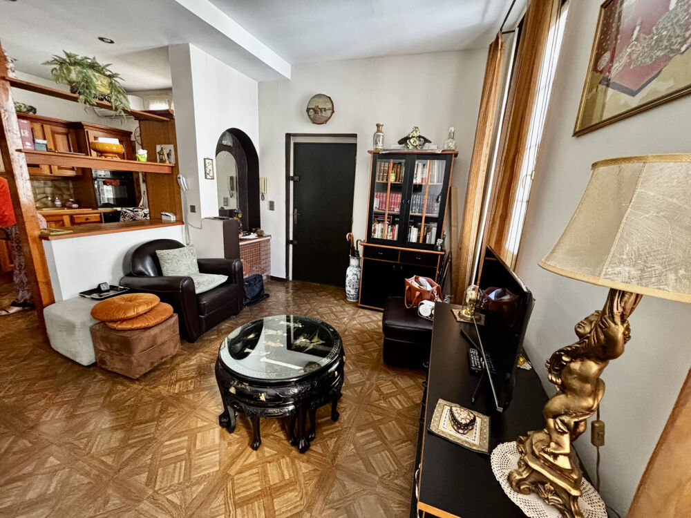 AVIGNON IM P2 PROCHE PLACE ST DIDIER