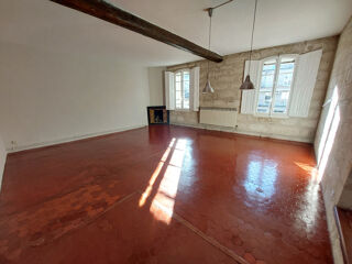  Appartement à louer 3 pièces 101 m²