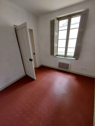  Appartement à louer 3 pièces 60 m²
