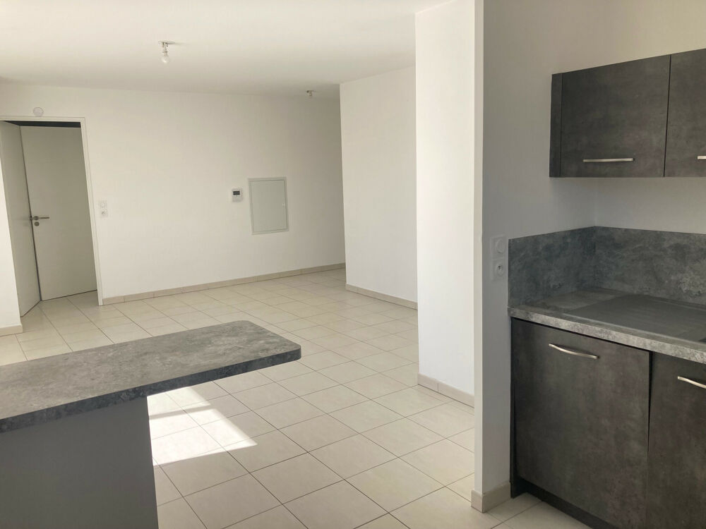 Location Appartement Appartement T4 terrasse et parking Avignon EM Route de Lyon Avignon
