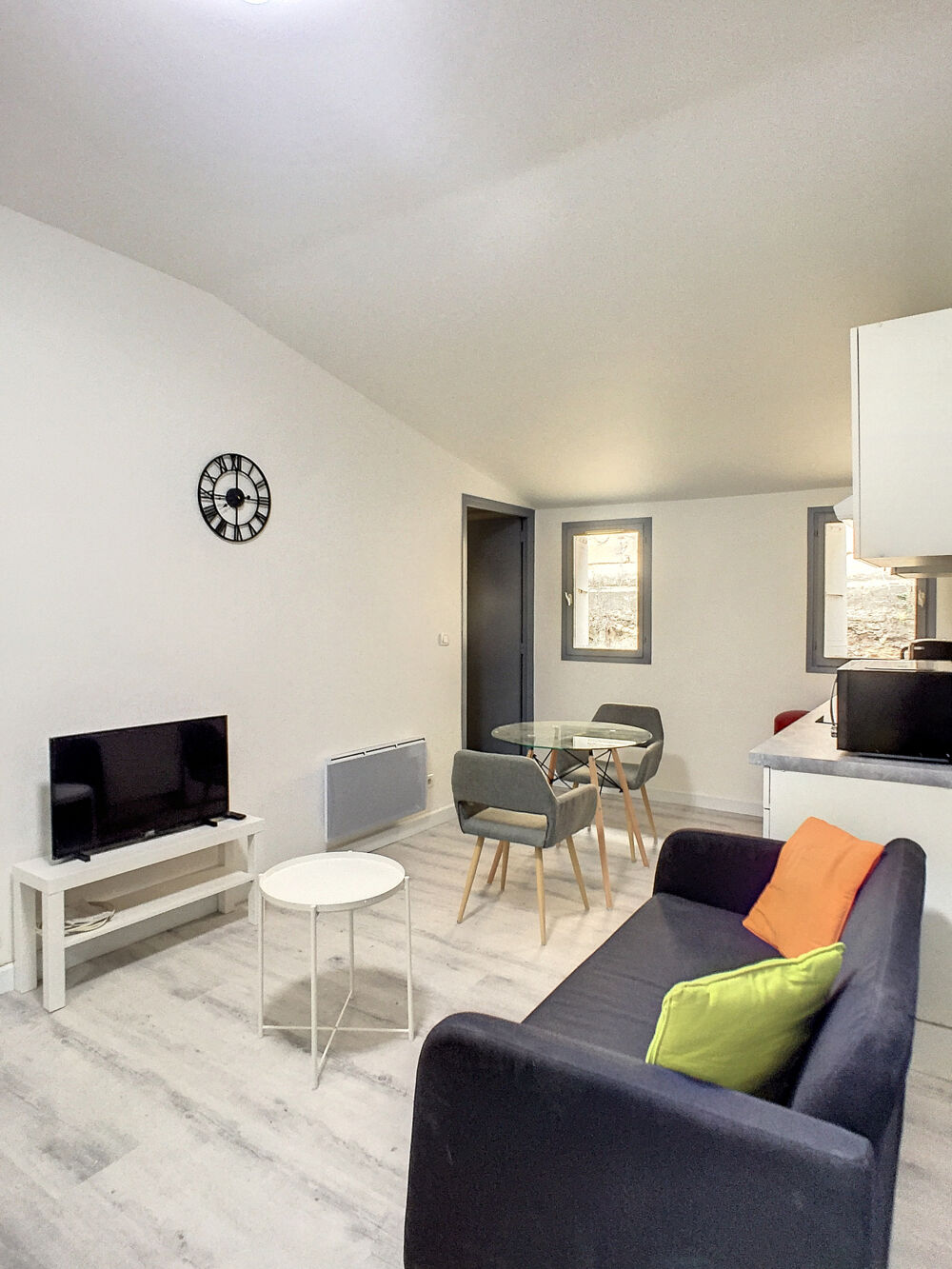 Location Appartement Appartement T2 meublé Avignon IM Les Halles Avignon