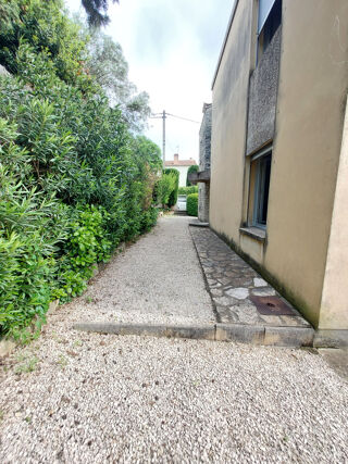  Colocation à louer 6 pièces 200 m²