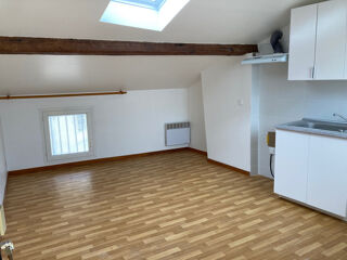  Appartement à louer 2 pièces 493 m²