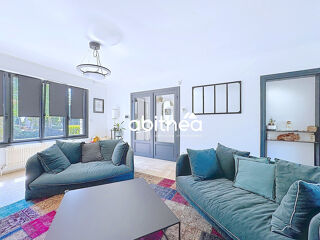  Maison � vendre 9 pi�ces 220 m�