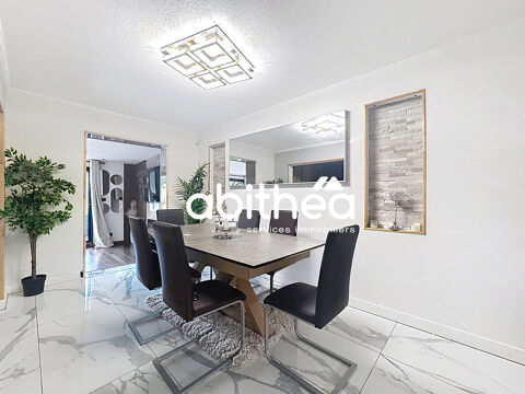   MAISON SEMI MITOYENNE RENOVEE DANS QUARTIER RESIDENCIEL Maison - 6 pièce(s) - 97 m²
