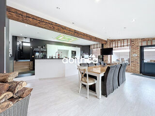  Maison � vendre 9 pi�ces 305 m�