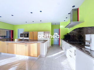  Propri�t�/ch�teau � vendre 12 pi�ces 451 m�