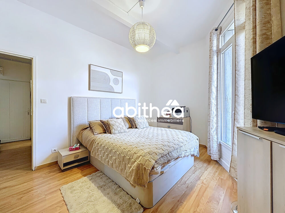 Vente Immeuble IMMEUBLE DE RAPPORT   220 m2   3 APPARTEMENTS   2 T3 + 1 T4   TERRASSE   CENTRE BÉZIERS   RENTABILITÉ +8 % Beziers