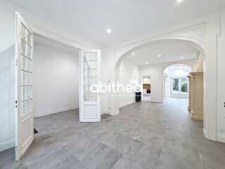  Maison � vendre 9 pi�ces 205 m�