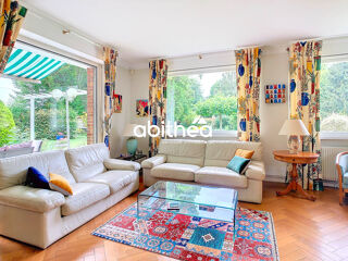  Maison à vendre 10 pièces 252 m²