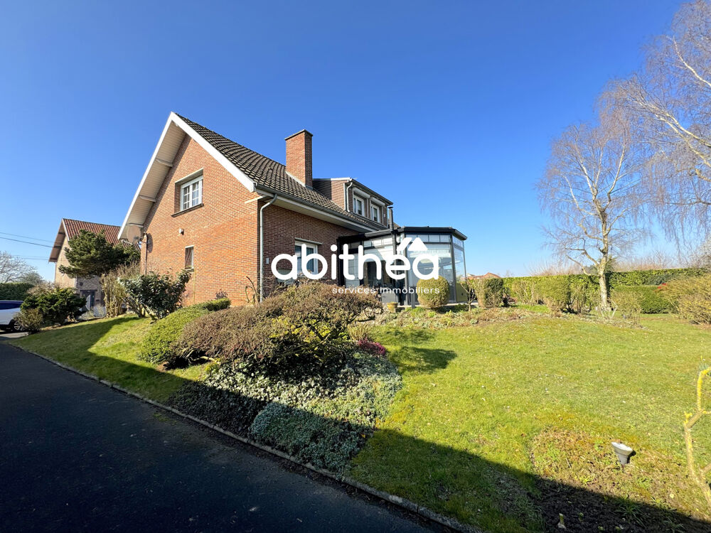 MAISON INDIVIDUELLE SEMI PLAIN PIED + 5 CHAMBRES + SOUS SOL COMPLET + JARDIN