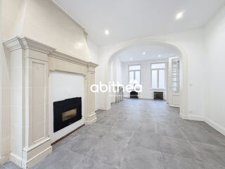  Maison � vendre 9 pi�ces 205 m�