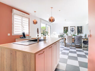  Maison  vendre 6 pices 117 m