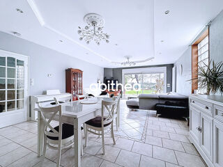  Maison à vendre 8 pièces 198 m²