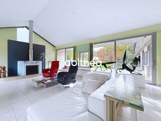  Propri�t�/ch�teau � vendre 12 pi�ces 451 m�