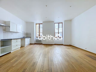 Vente Appartement APPARTEMENT TYPE 2 - 41,62 M2    1ER ÉTAGE   COPROPRIÉTÉ BÉNÉVOLE   CENTRE HISTORIQUE DE BÉZIERS Beziers