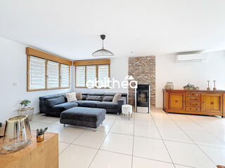  Maison  vendre 9 pices 200 m