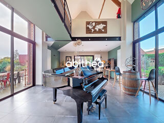  Maison � vendre 9 pi�ces 270 m�