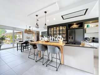  Maison � vendre 7 pi�ces 165 m�