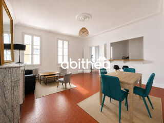  Appartement à louer 3 pièces 89 m²