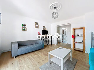  Appartement � louer 5 pi�ces 82 m�