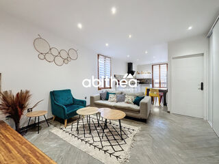  Maison  vendre 8 pices 275 m