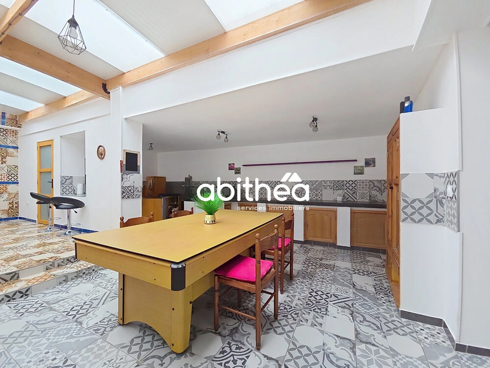 Maison 7 pièces 220 m² · à Bauvin · 220 m² · 209 000 €