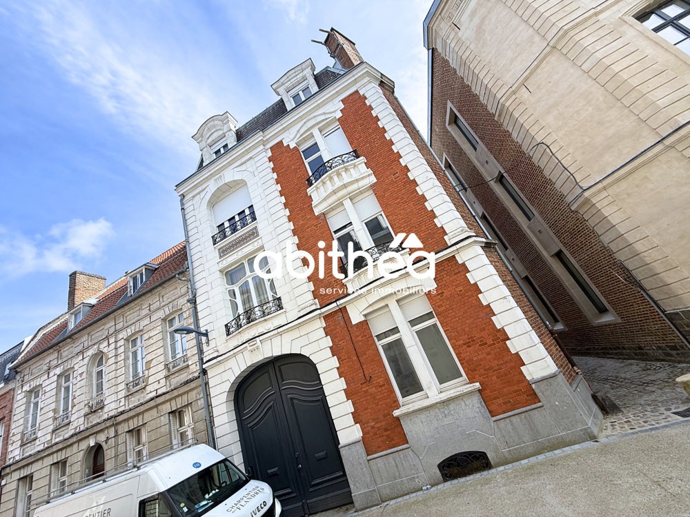 Maison 11 pièces 280 m² · à Arras · 280 m² · 499 900 €