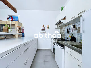 Vente Maison MAISON DE VILLE ATYPIQUE AVEC GARAGE, TERRASSE ET ASCENSEUR À DEUX PAS DES ARÈNES. Beziers