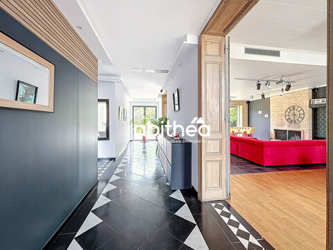   Maison de ma�tre Maison - 10 pi�ce(s) - 331 m�
