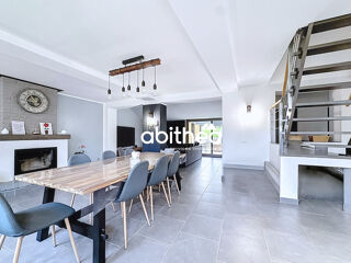  Maison  vendre 7 pices 135 m