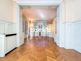  Maison � vendre 10 pi�ces 328 m�