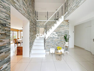  Maison � vendre 9 pi�ces 200 m�