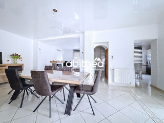  Maison à vendre 7 pièces 181 m²