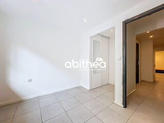  Appartement à louer 2 pièces 35 m²