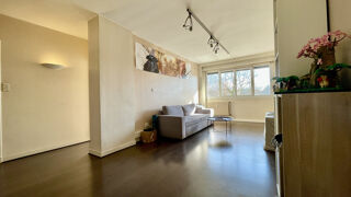 Vente Appartement APPARTEMENT TYPE 3 AVEC COUR / CALUIRE / CAVE / VISITE VIRTUELLE Caluire et cuire