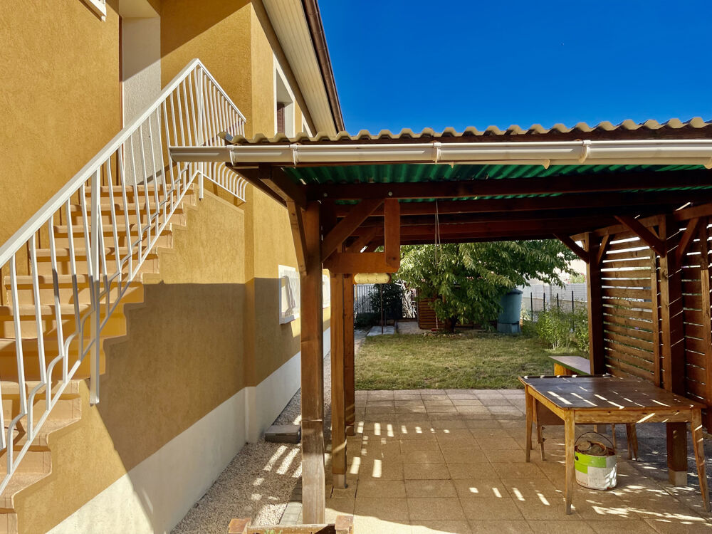 Vente Maison Grande maison familiale de 220 m2 / 5 chambres / Terrain de 673 m2 Mions