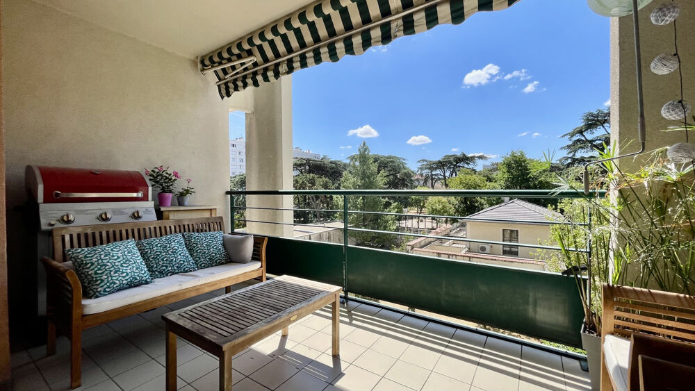 Vente Appartement Superbe Type 5 de 110 m2 avec terrasse / DPE C / Poss Garage Villeurbanne